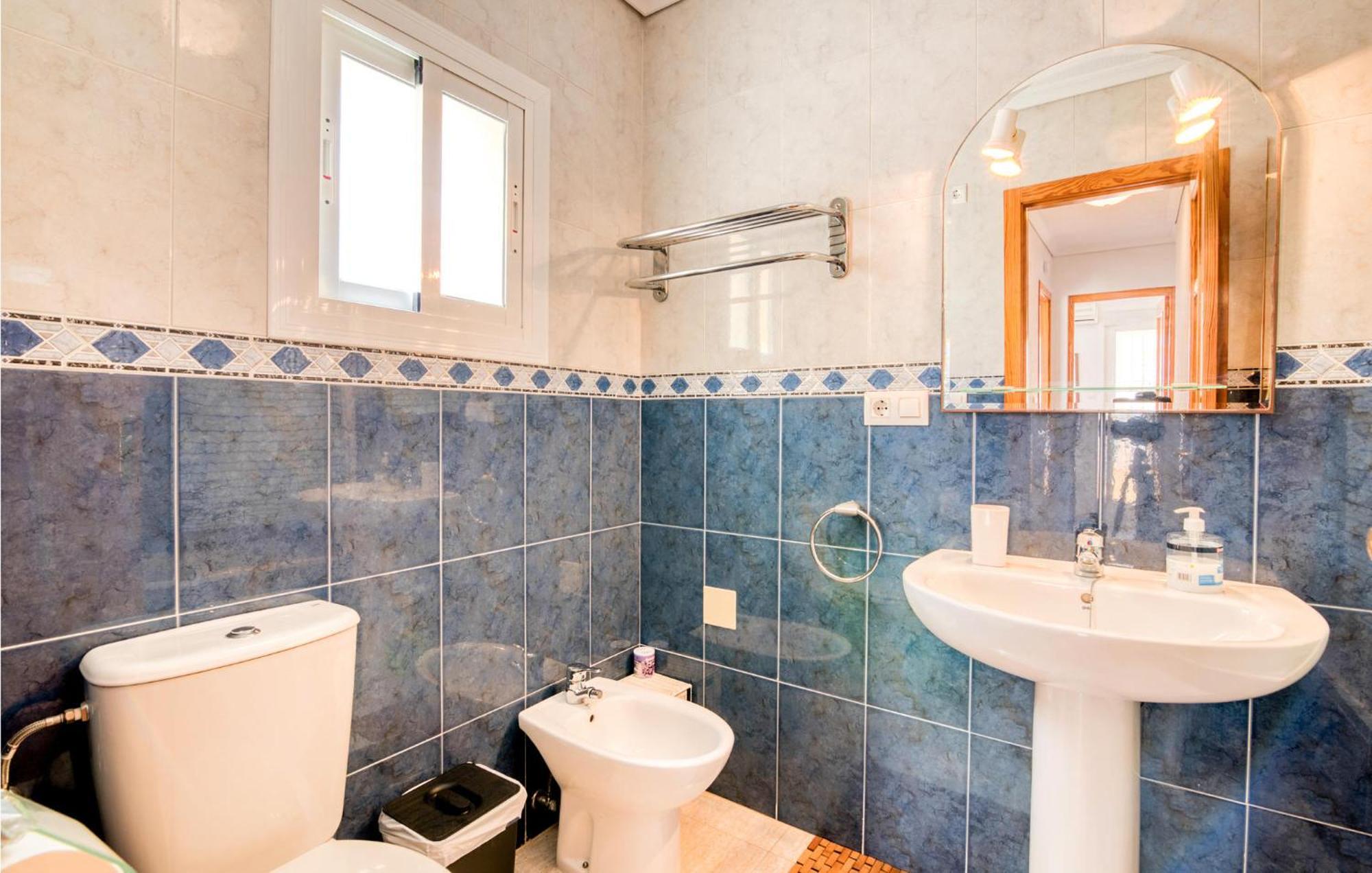 Gorgeous Home In Santa Pola With Wifi Eksteriør bilde